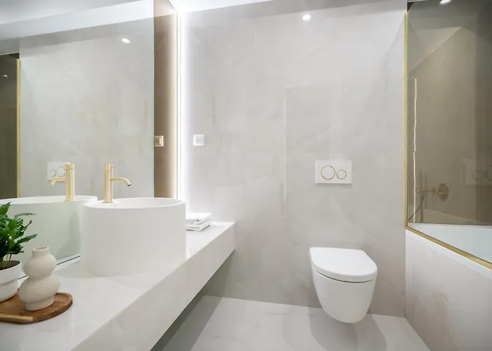 North By Urbanesq Cortina O