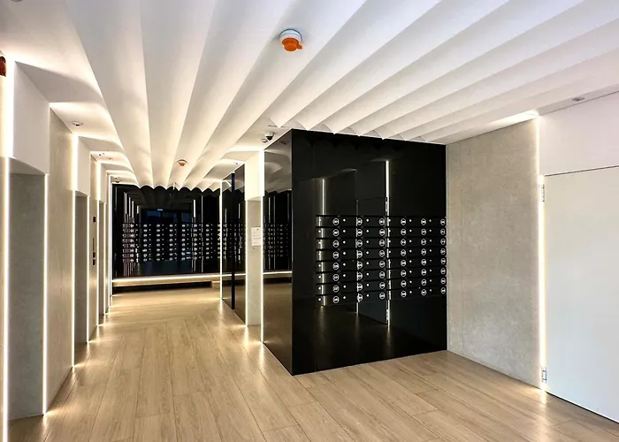 North By Urbanesq Cortina O Bukarest