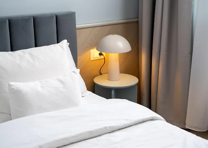 North By Urbanesq Cortina O *