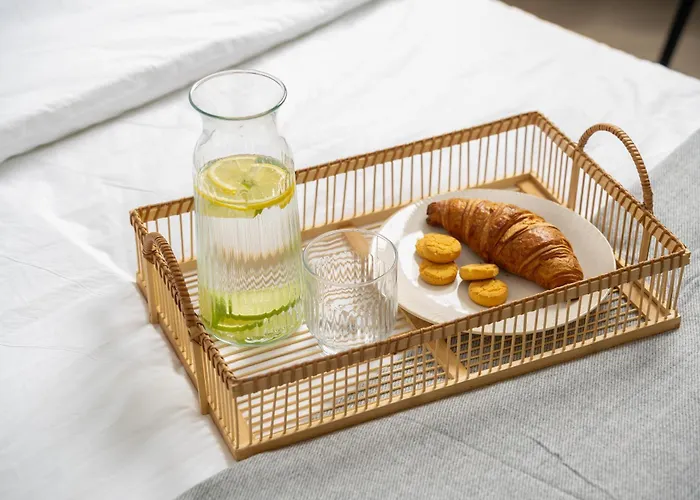 North By Urbanesq Cortina O * ブカレスト